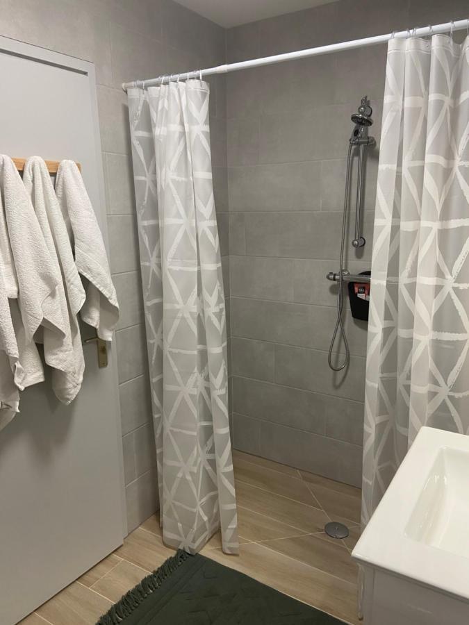 Studio Entre Lacs Et Montagnes Rumilly  Ngoại thất bức ảnh